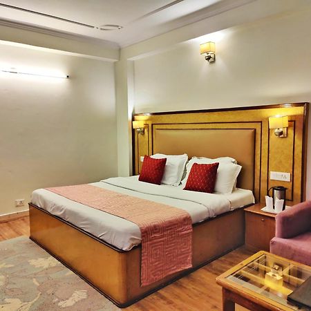 Surya International Hotel Manali Near Mall Road Exterior foto
