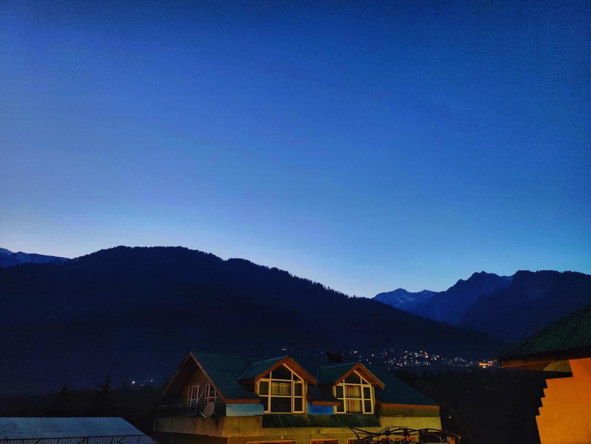 Surya International Hotel Manali Near Mall Road Exterior foto