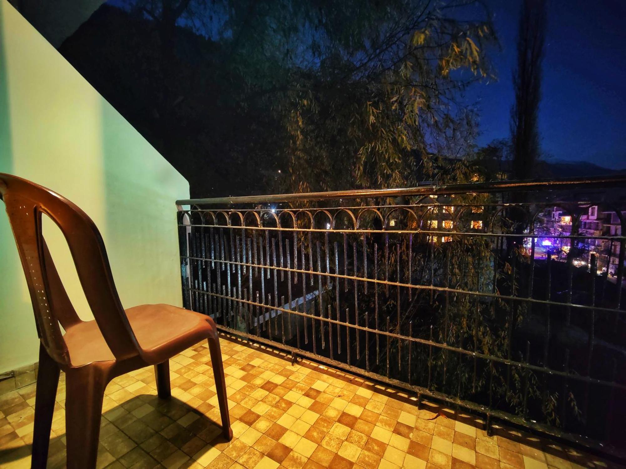 Surya International Hotel Manali Near Mall Road Exterior foto