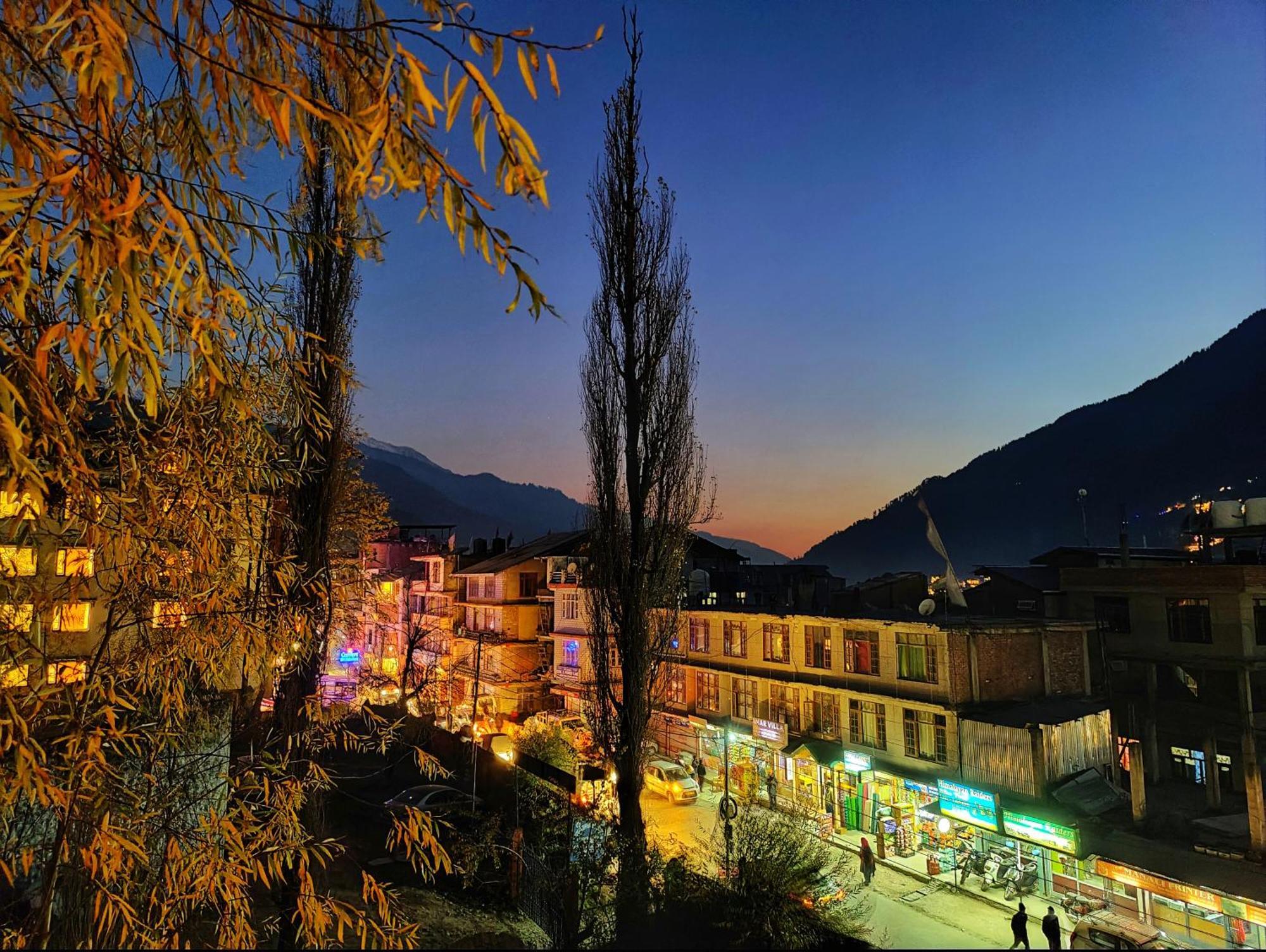Surya International Hotel Manali Near Mall Road Exterior foto