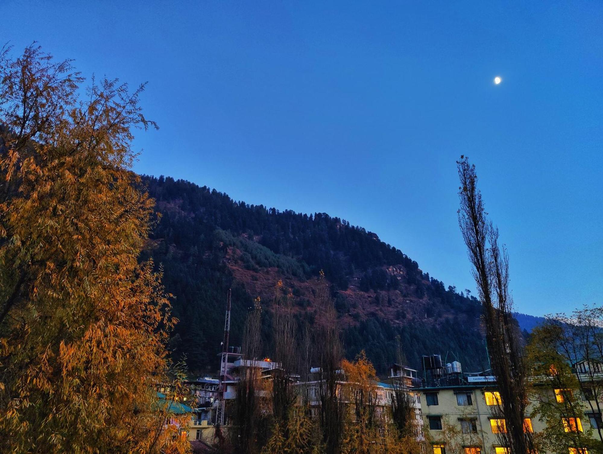 Surya International Hotel Manali Near Mall Road Exterior foto
