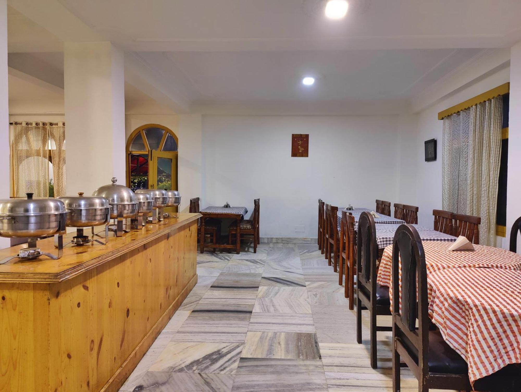 Surya International Hotel Manali Near Mall Road Exterior foto
